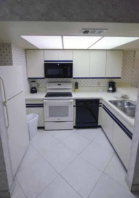 Townhouse kitchen